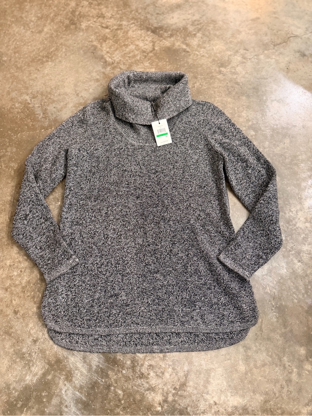 NWT Calvin Klein Cowl Neck Tunic Sweater Black White L Family Photos Holiday - Picture 1 of 9